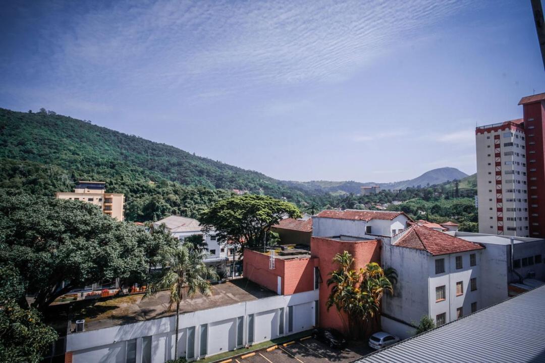 Apto Com Wifi No Centro De Aguas De Lindoia Sp Apartment Exterior photo